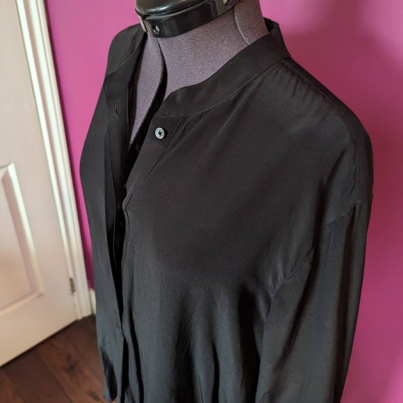 Aritzia Babaton Notion Black Silk Blouse Size Small - Picture 6 of 15